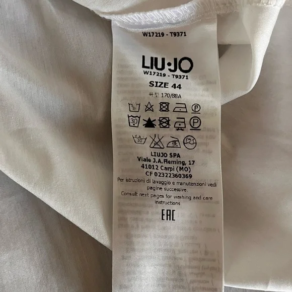 Liu Jo Milano Women’s Top with Jeweled Buttons Size 44/L White Sleeveless - Picture 6 of 7